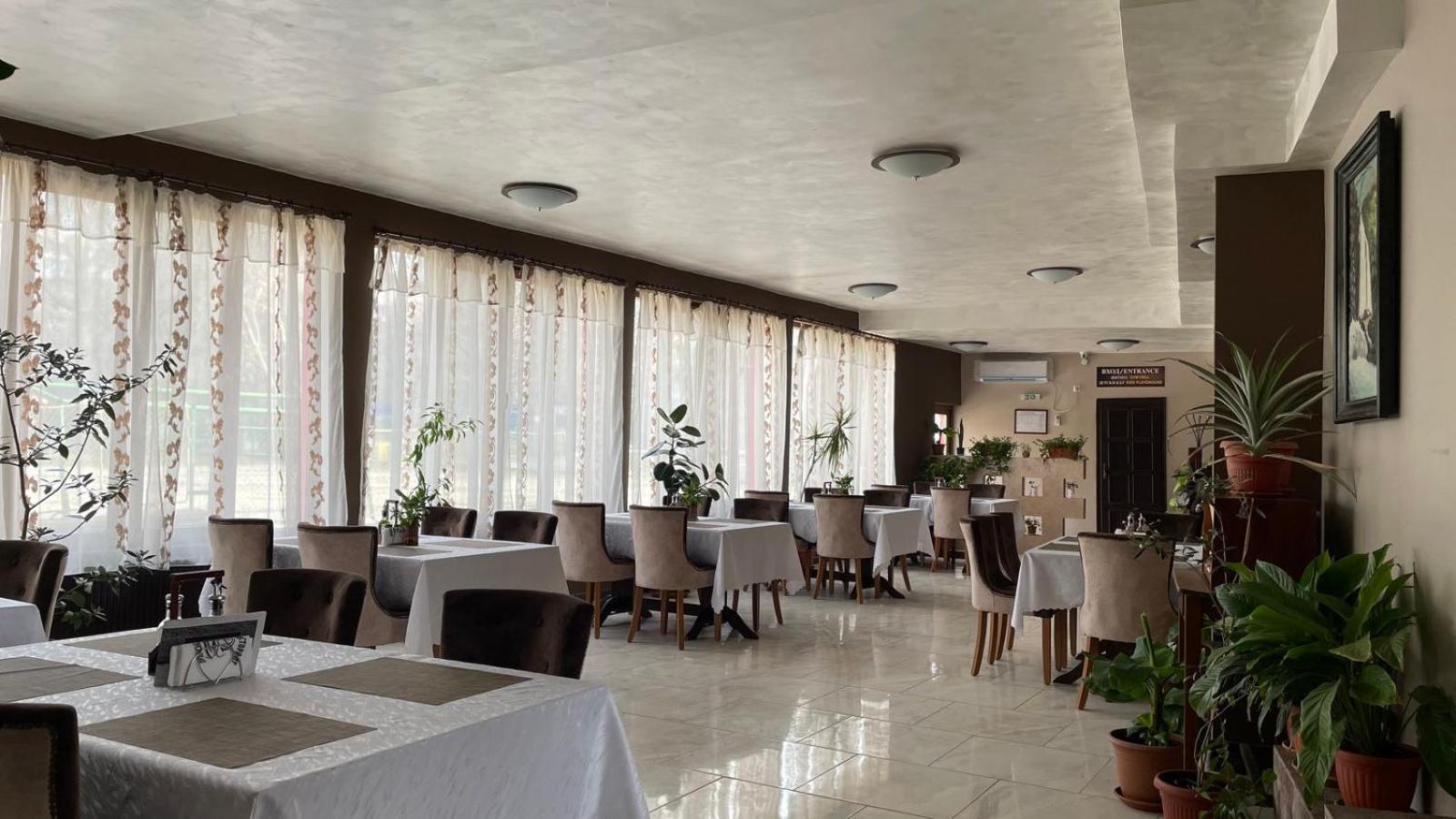 Хотел Свищов Спа Зона Extérieur photo